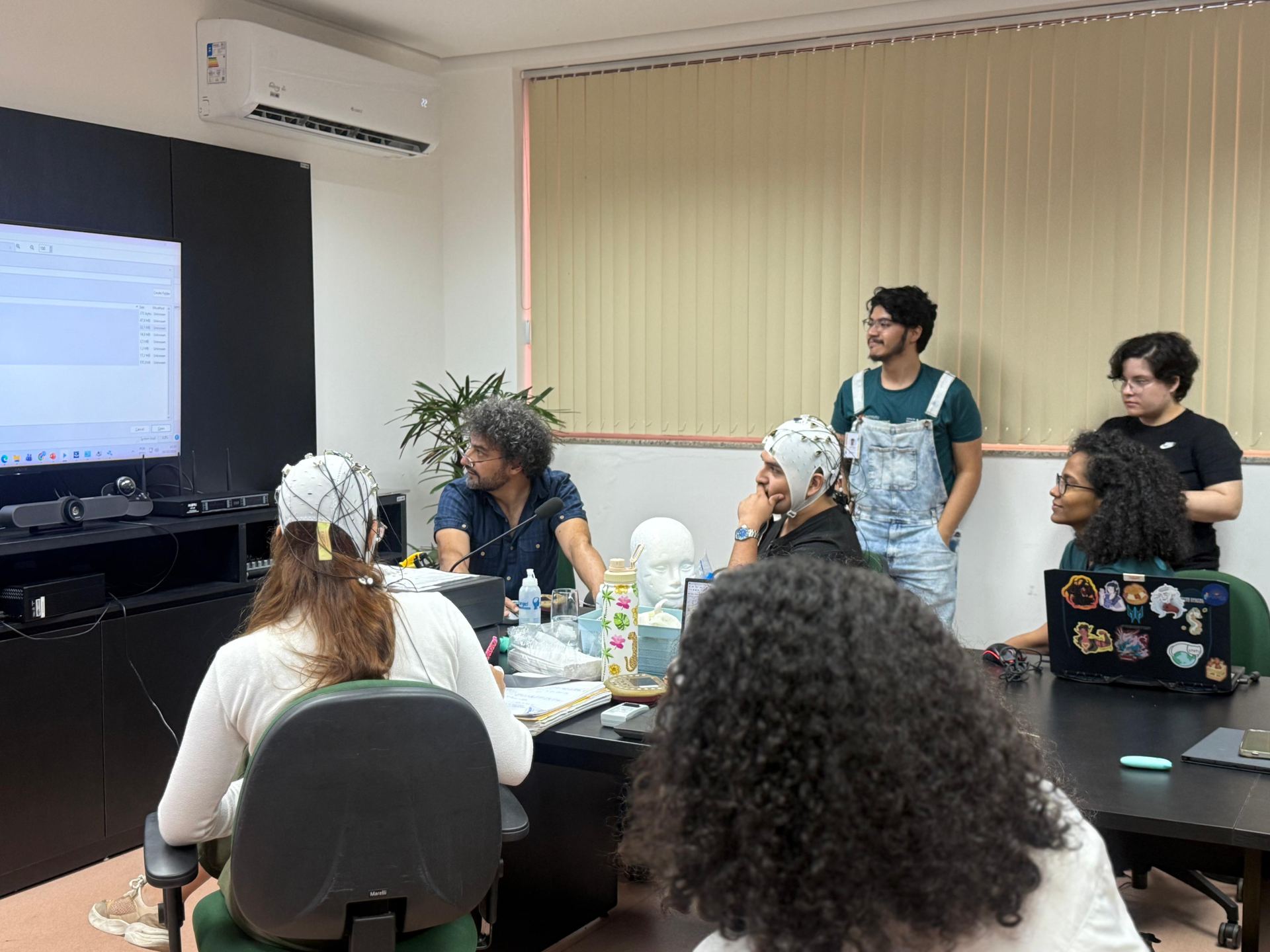 ISD realiza workshop internacional sobre interfaces cérebro-máquina com professor da França.